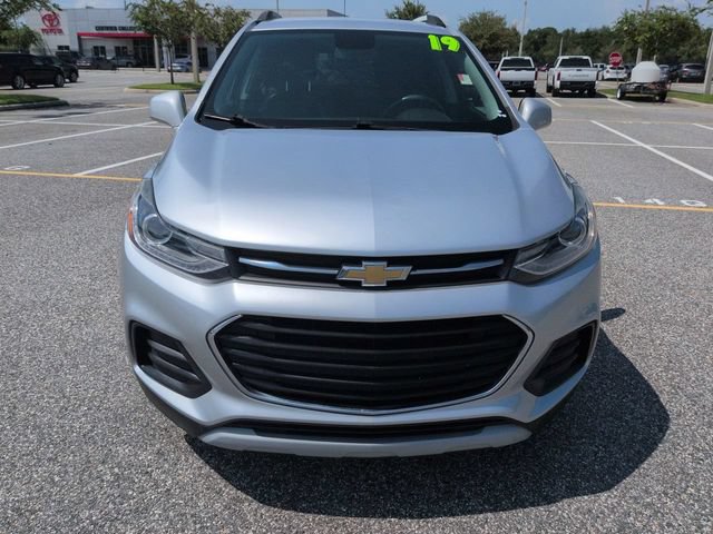Used 2019 Chevrolet Trax LT w/ LT Convenience Package AWD/4WD image 9