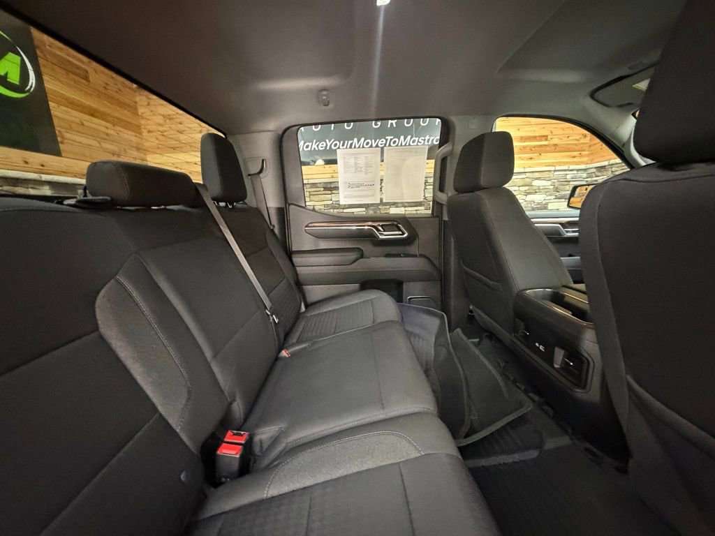 Used 2023 Chevrolet Silverado 1500 LT Trail Boss w/ Protection Package image 32
