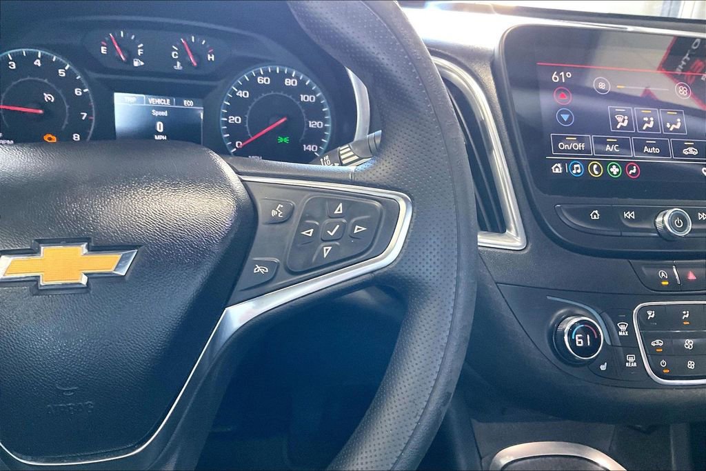 Used 2021 Chevrolet Malibu LT image 9