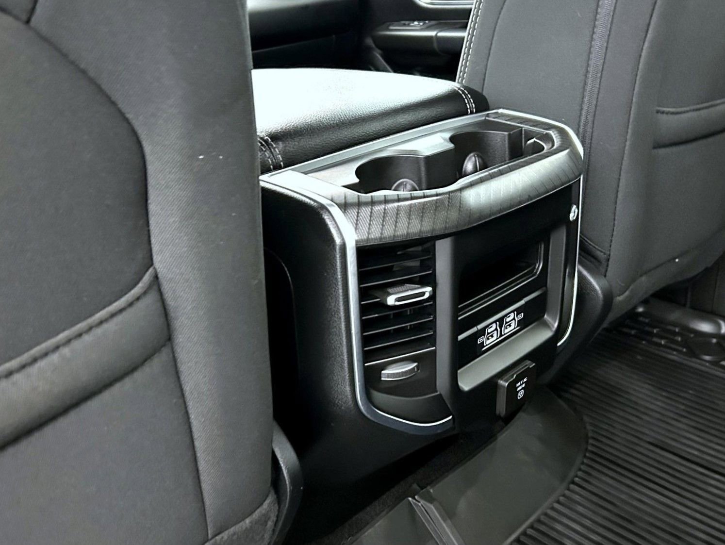Certified 2025 RAM 1500 Big Horn AWD/4WD image 21