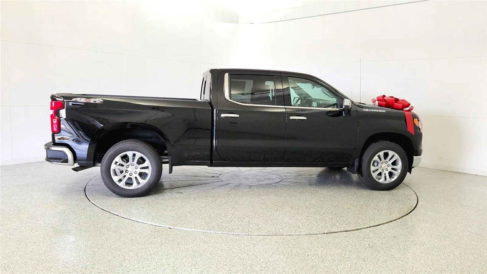 New 2026 Chevrolet Silverado 1500 LTZ w/ LTZ Convenience Package II image 8