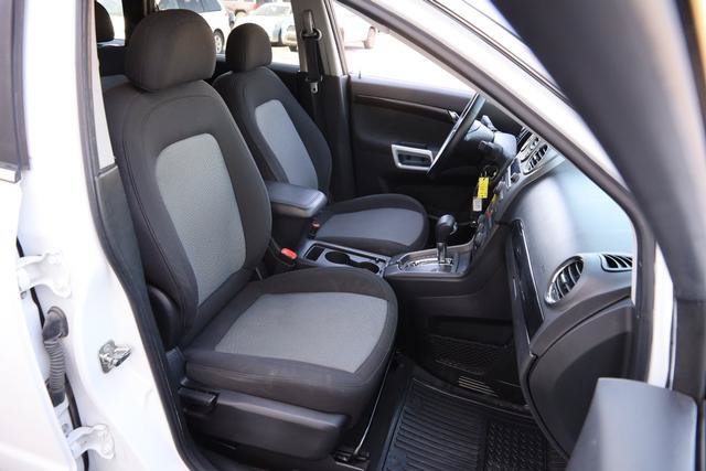 Used 2014 Chevrolet Captiva Sport LS FWD image 29