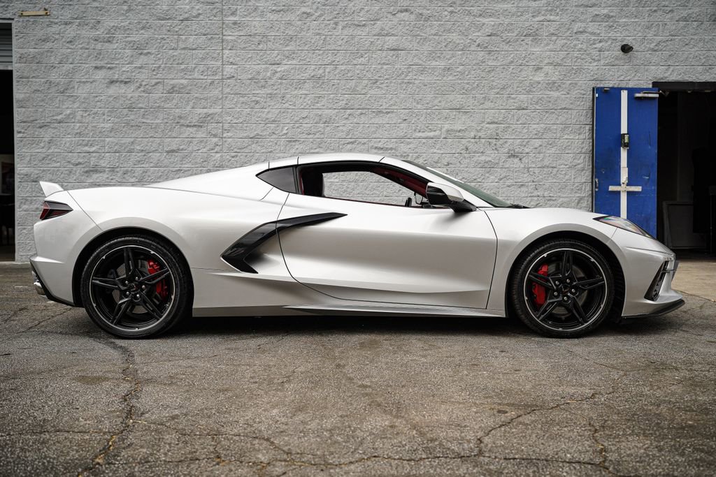 Used 2020 Chevrolet Corvette Stingray Premium Cpe w/ 3LT Preferred Equipment Group image 18