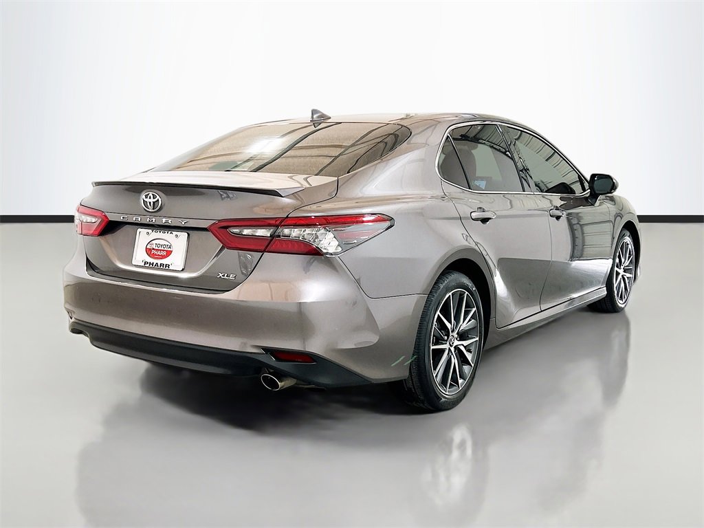 Used 2024 Toyota Camry XLE image 4