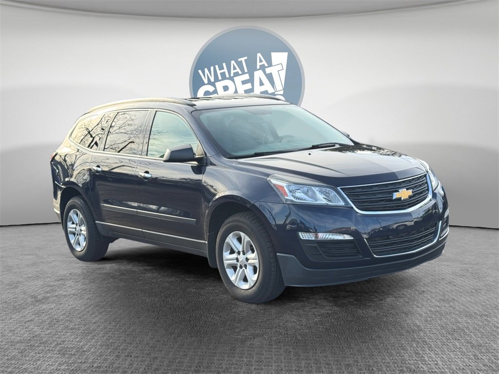 Used 2017 Chevrolet Traverse LS image 1