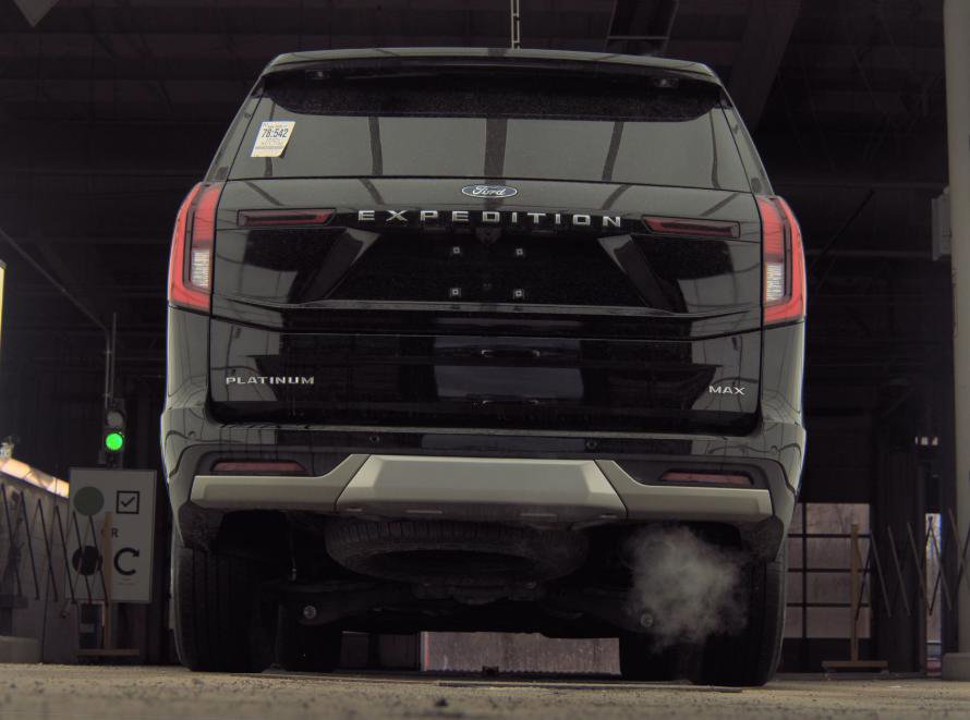Used 2025 Ford Expedition Max Platinum image 10