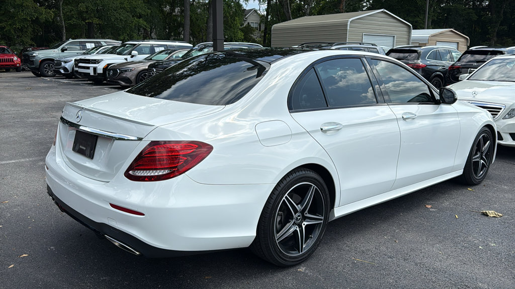 Used 2020 Mercedes-Benz E 350 Sedan image 3
