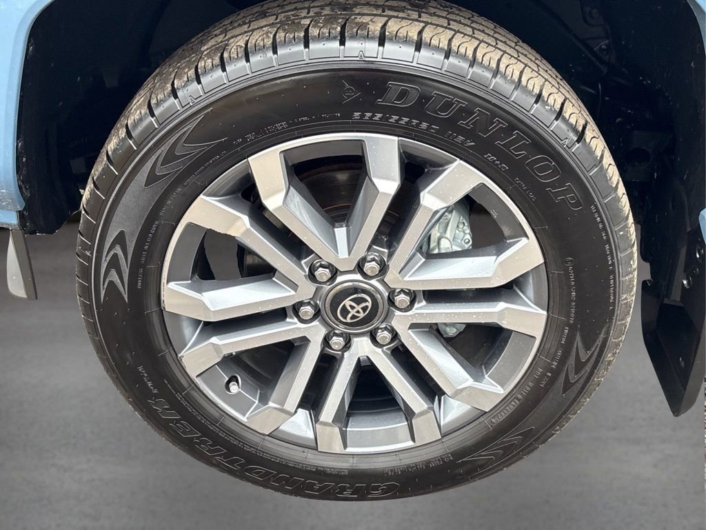 Used 2025 Toyota 4Runner Limited image 21