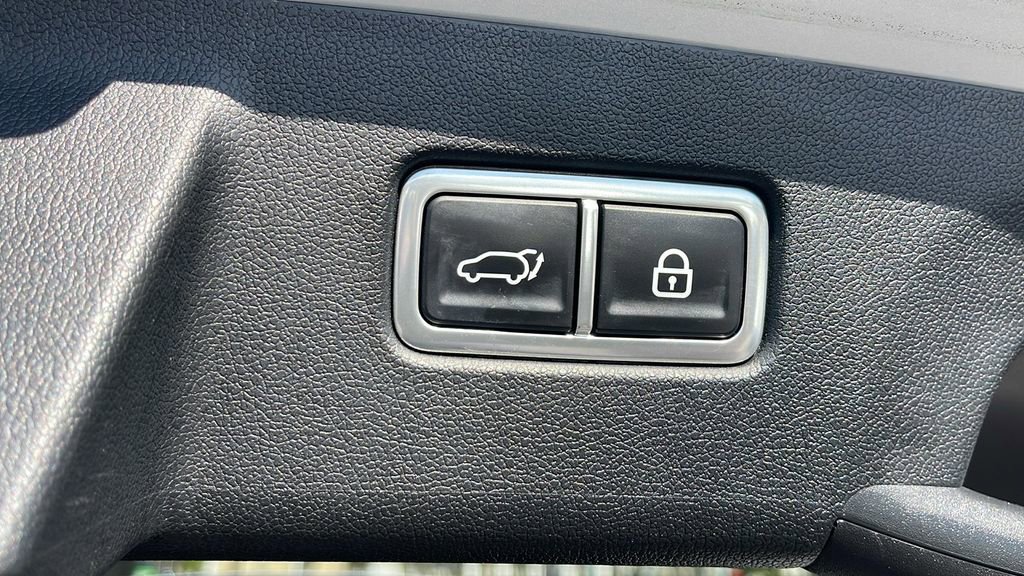 Used 2022 Kia Sorento SX Prestige image 32