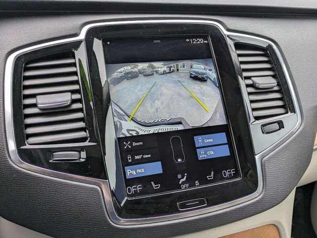 Used 2022 Volvo XC90 T6 Momentum w/ Advanced Package image 18
