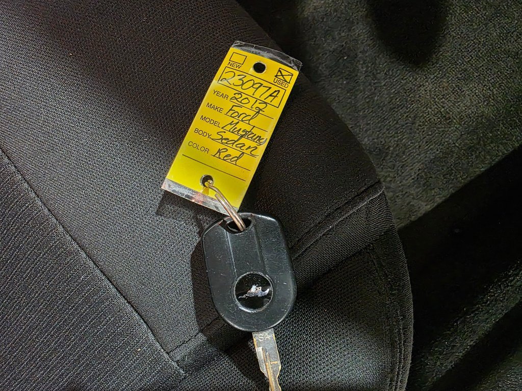 Used 2012 Ford Mustang Coupe image 34