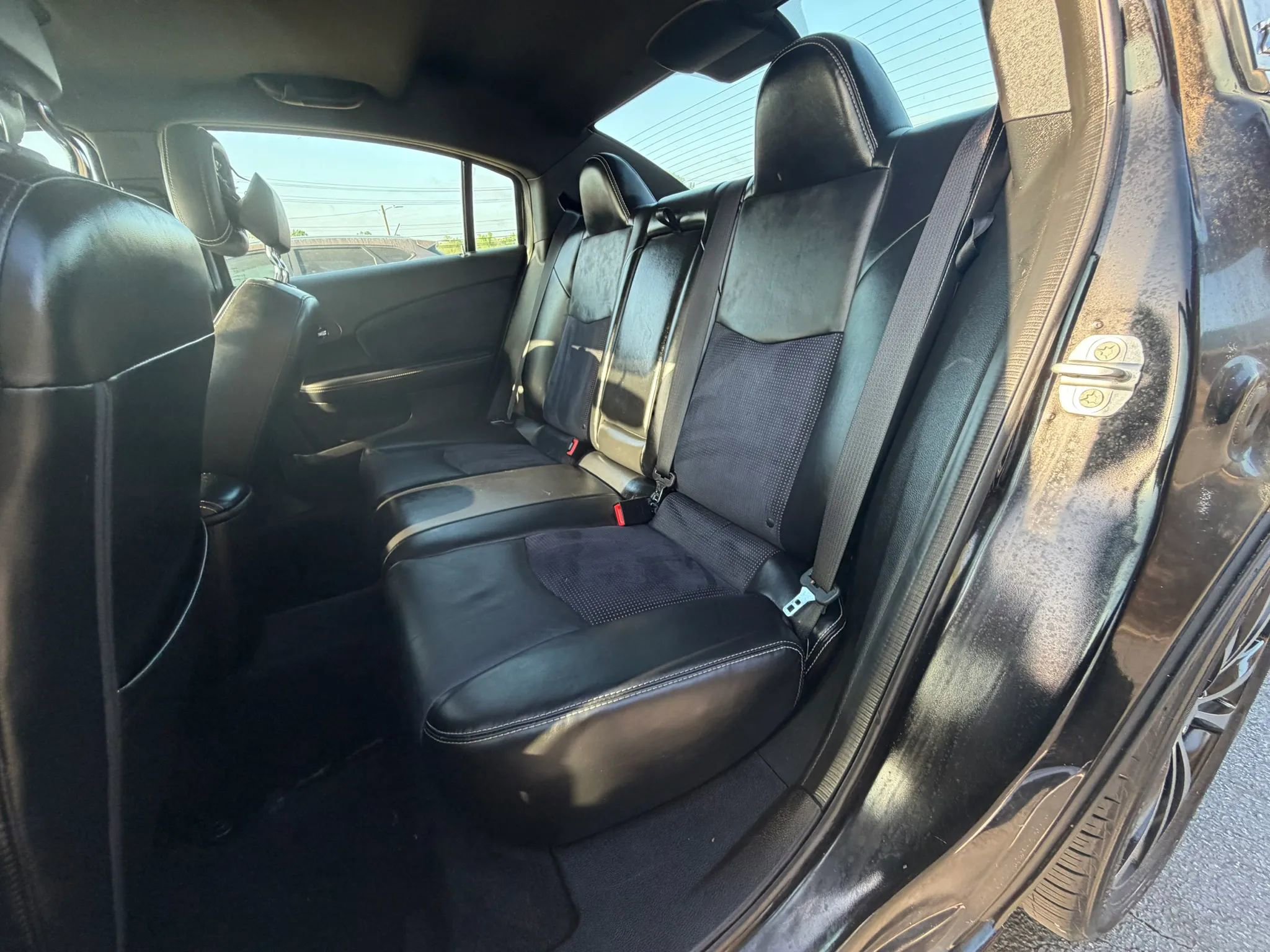 Used 2014 Chrysler 200 Limited w/ Sun/Sound Group image 10