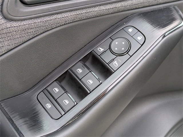 Used 2023 Nissan Rogue S image 12