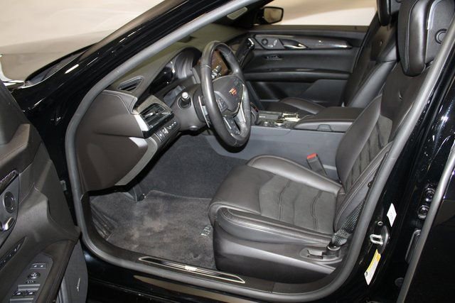 Used 2020 Cadillac CT6 V w/ LPO, Premium Carpet Package image 6