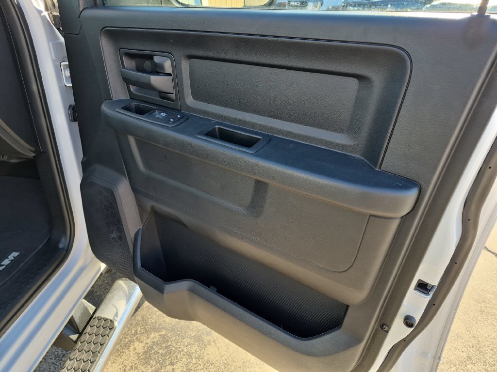 Used 2020 RAM 3500 Tradesman w/ Chrome Appearance Group AWD/4WD image 30