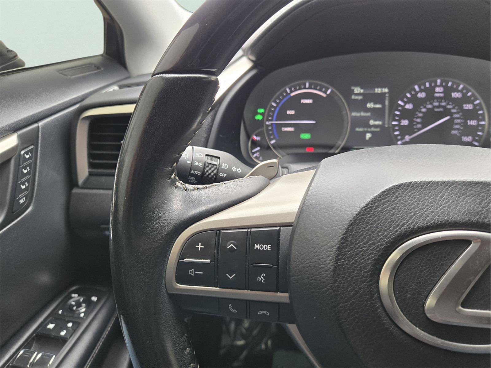Used 2022 Lexus RX 450h AWD w/ Luxury Package image 16