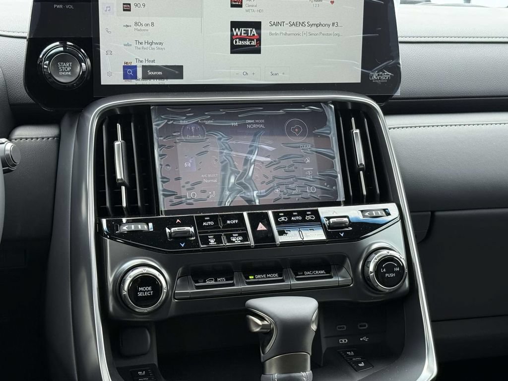 New 2026 Lexus LX 600 4WD w/ Luxury Package image 14