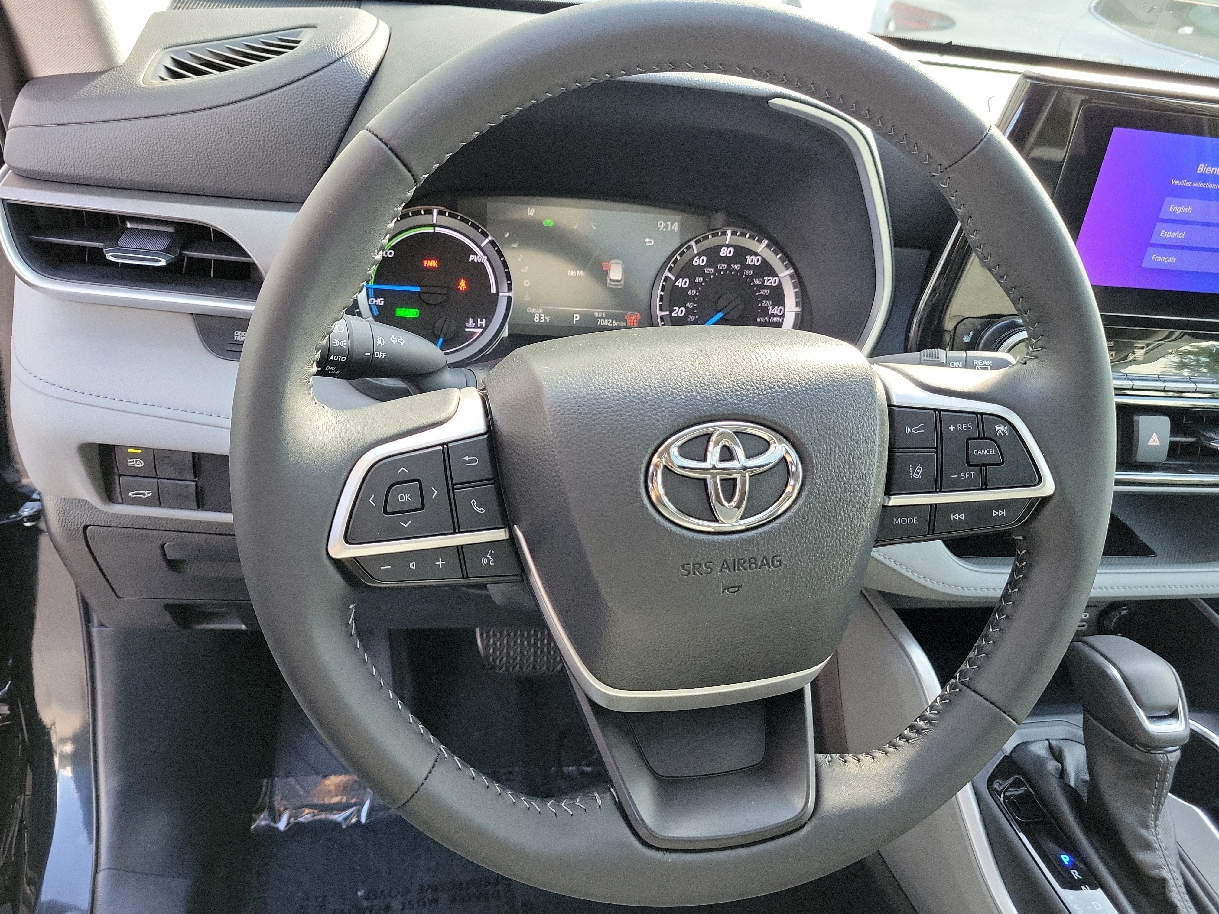 Used 2025 Toyota Highlander XLE AWD/4WD image 29