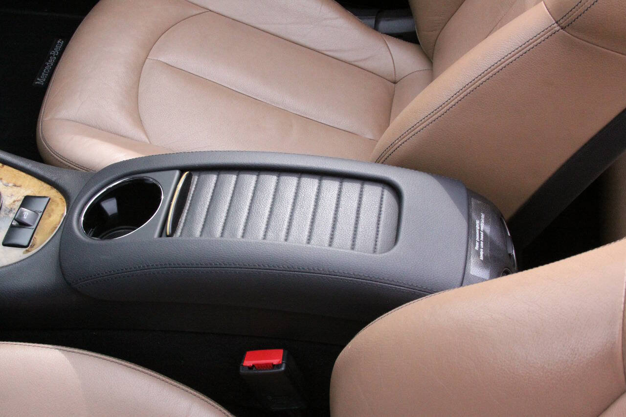 Used 2008 Mercedes-Benz CLK 550 Cabriolet image 26