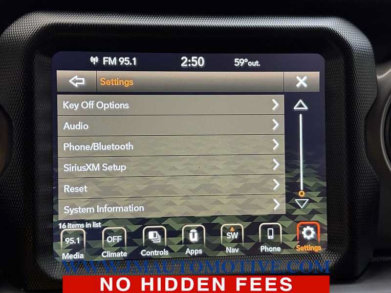 Used 2022 Jeep Gladiator Sport AWD/4WD image 32