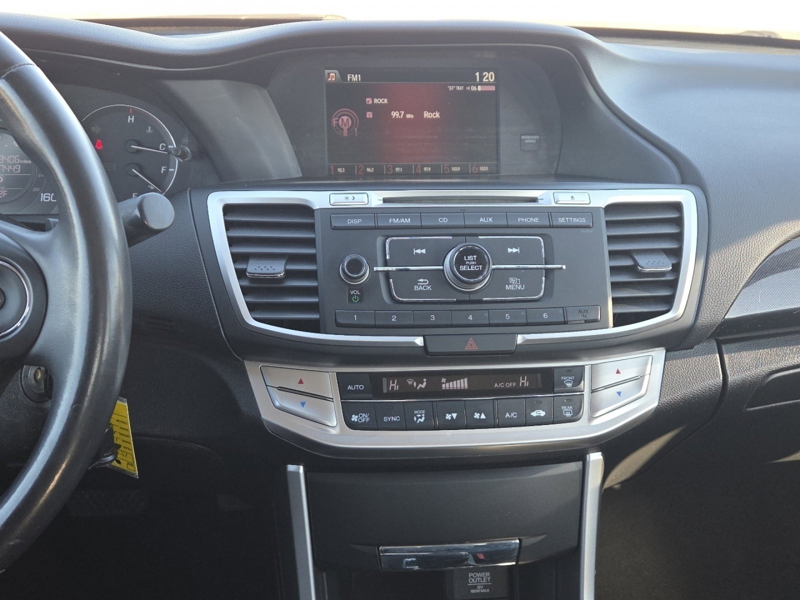 Used 2014 Honda Accord Sport image 25