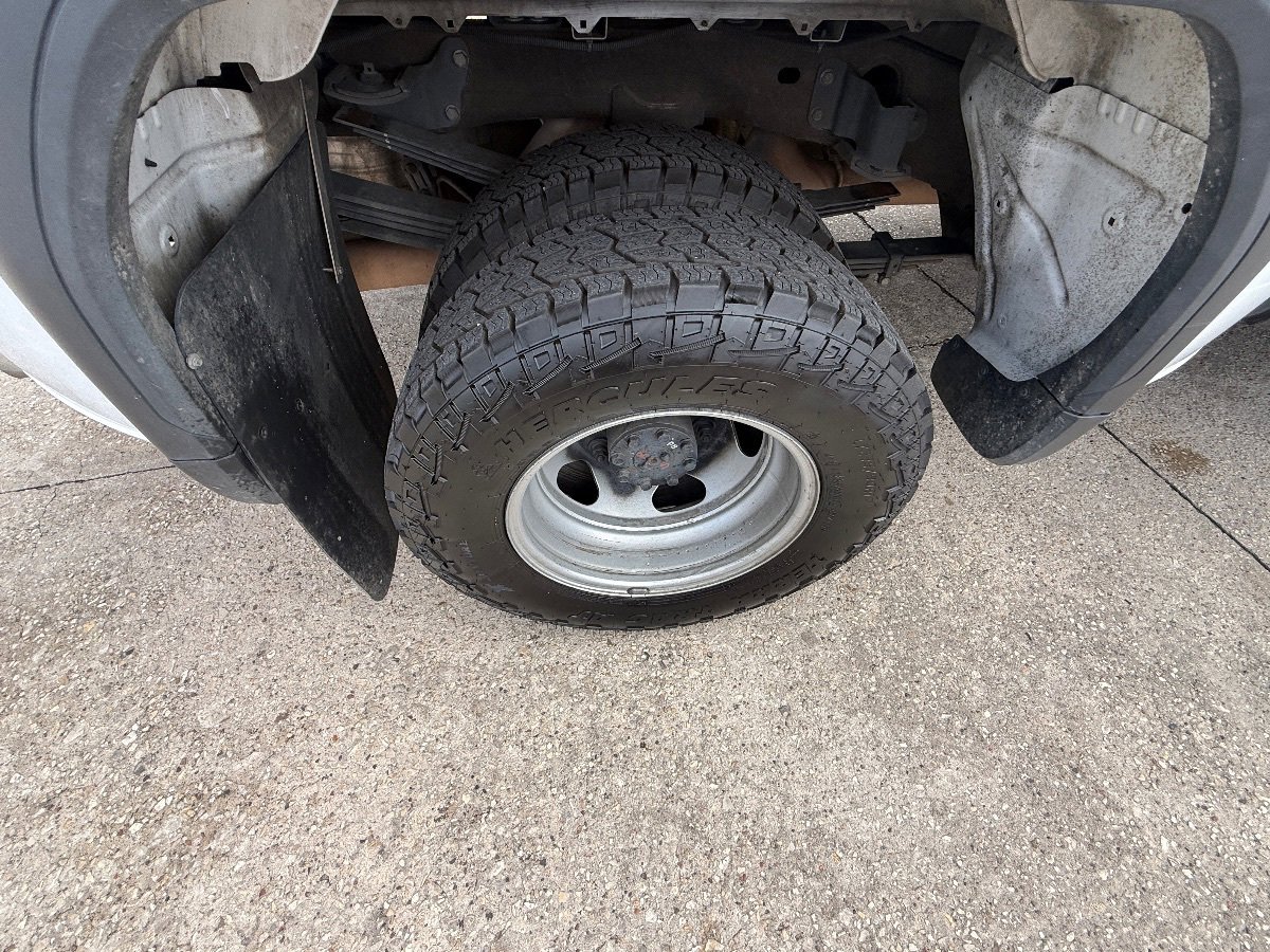 Used 2024 GMC Sierra 3500 Pro image 17