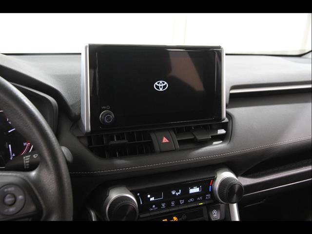 Used 2023 Toyota RAV4 LE image 9
