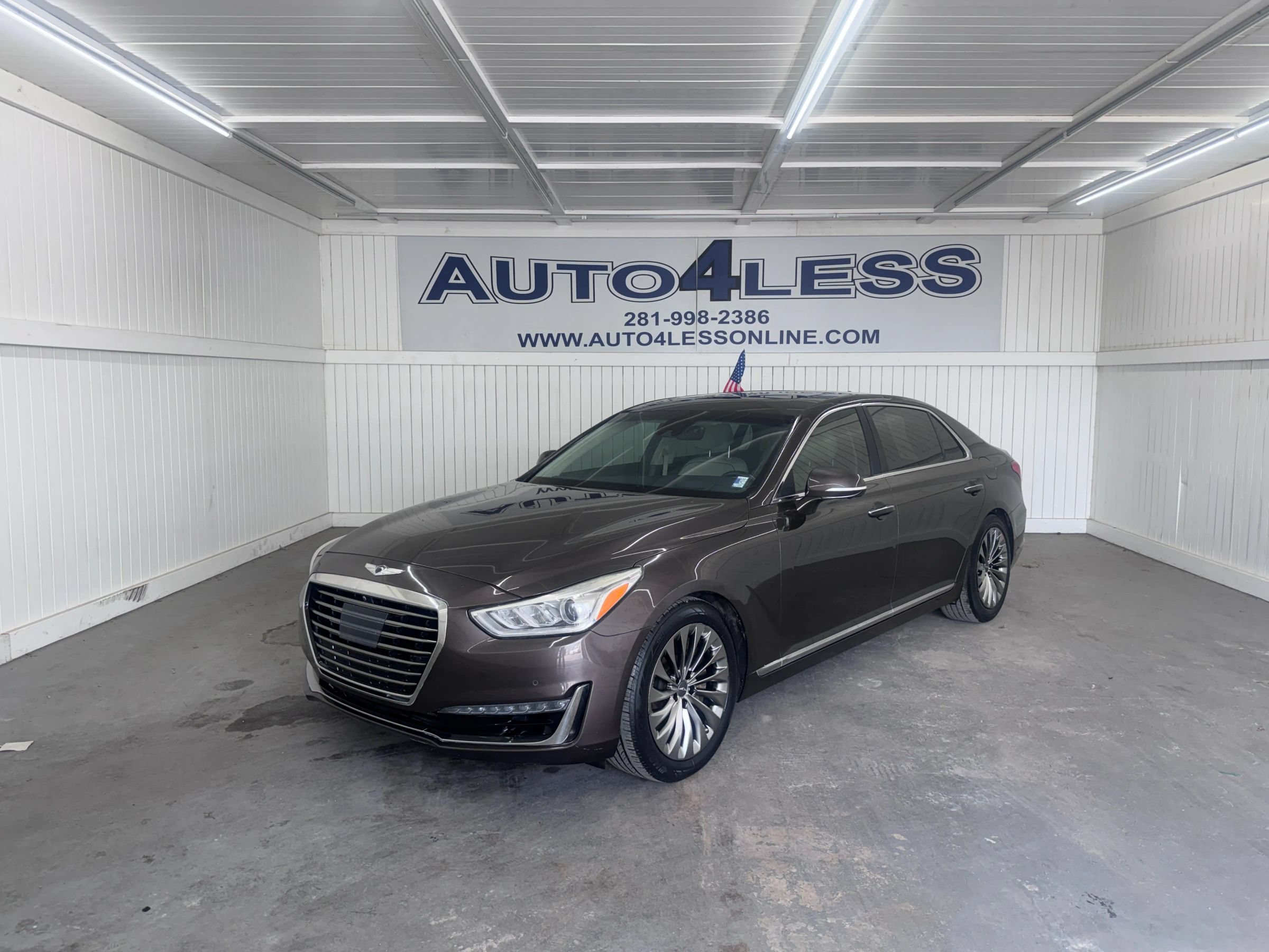 Used 2017 Genesis G90 3.3T Premium RWD image 1