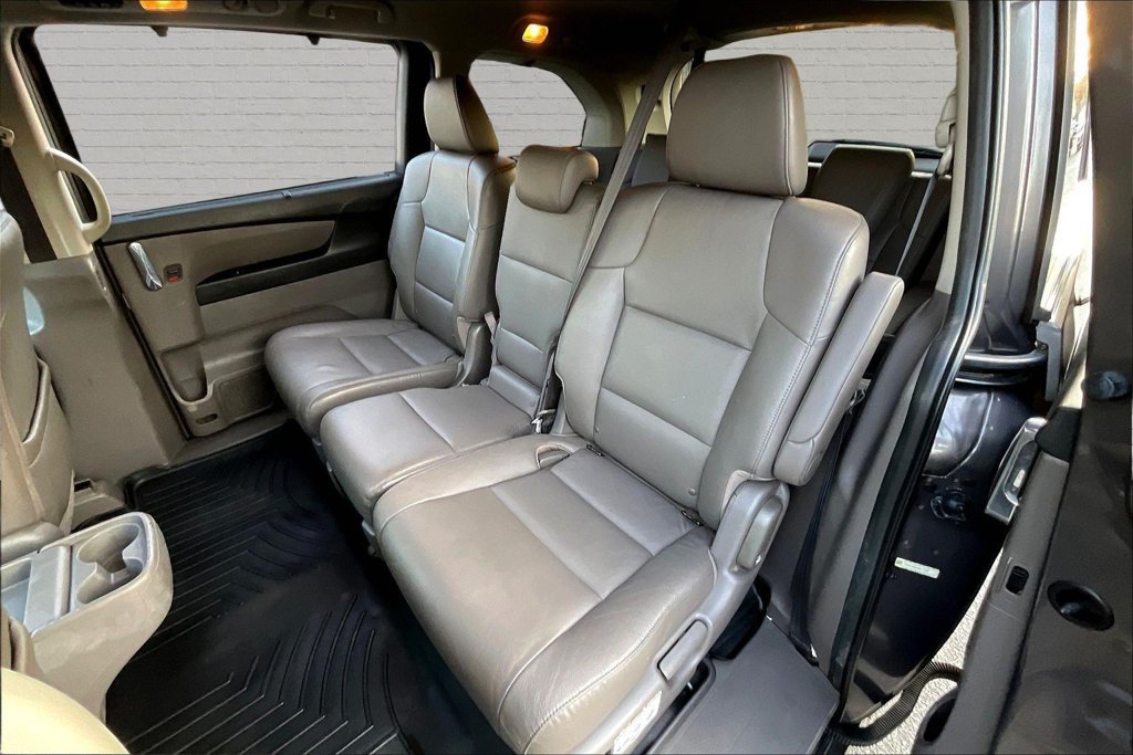 Used 2016 Honda Odyssey Touring image 17