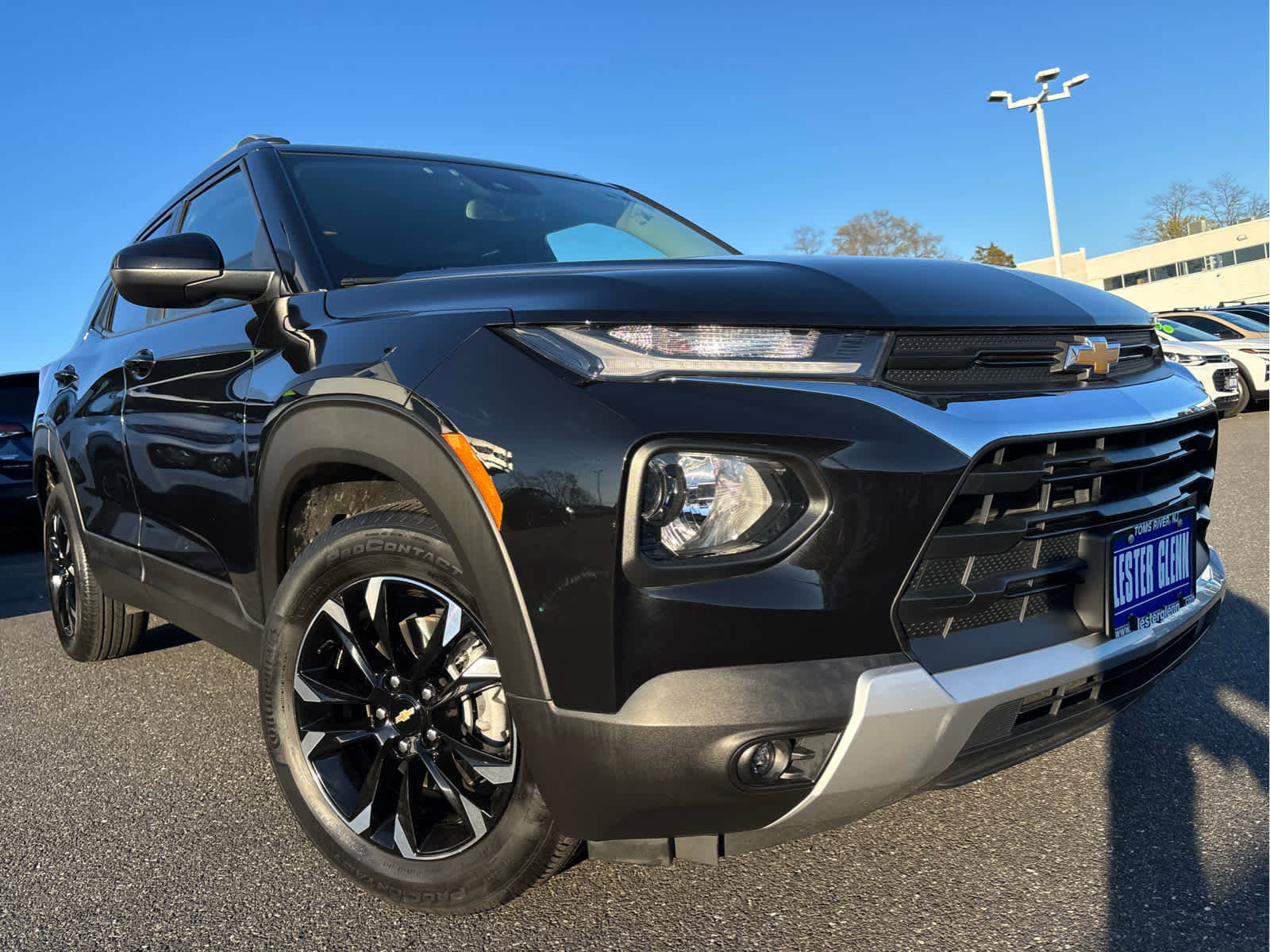 Certified 2023 Chevrolet TrailBlazer LT w/ Convenience Package FWD image 3