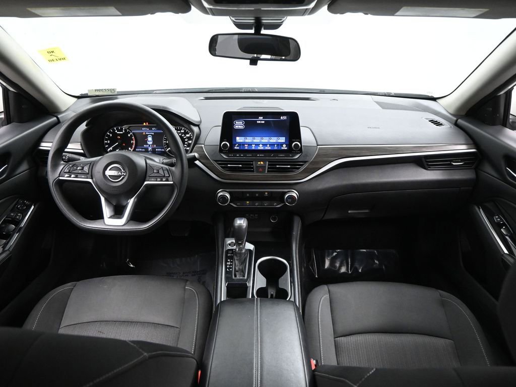 Used 2023 Nissan Altima 2.5 SV image 21