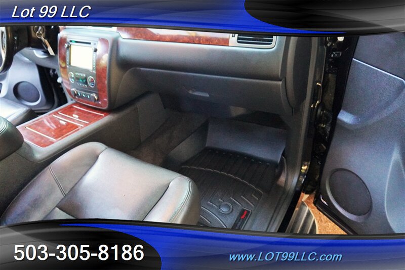 Used 2012 Chevrolet Avalanche LTZ AWD/4WD image 39