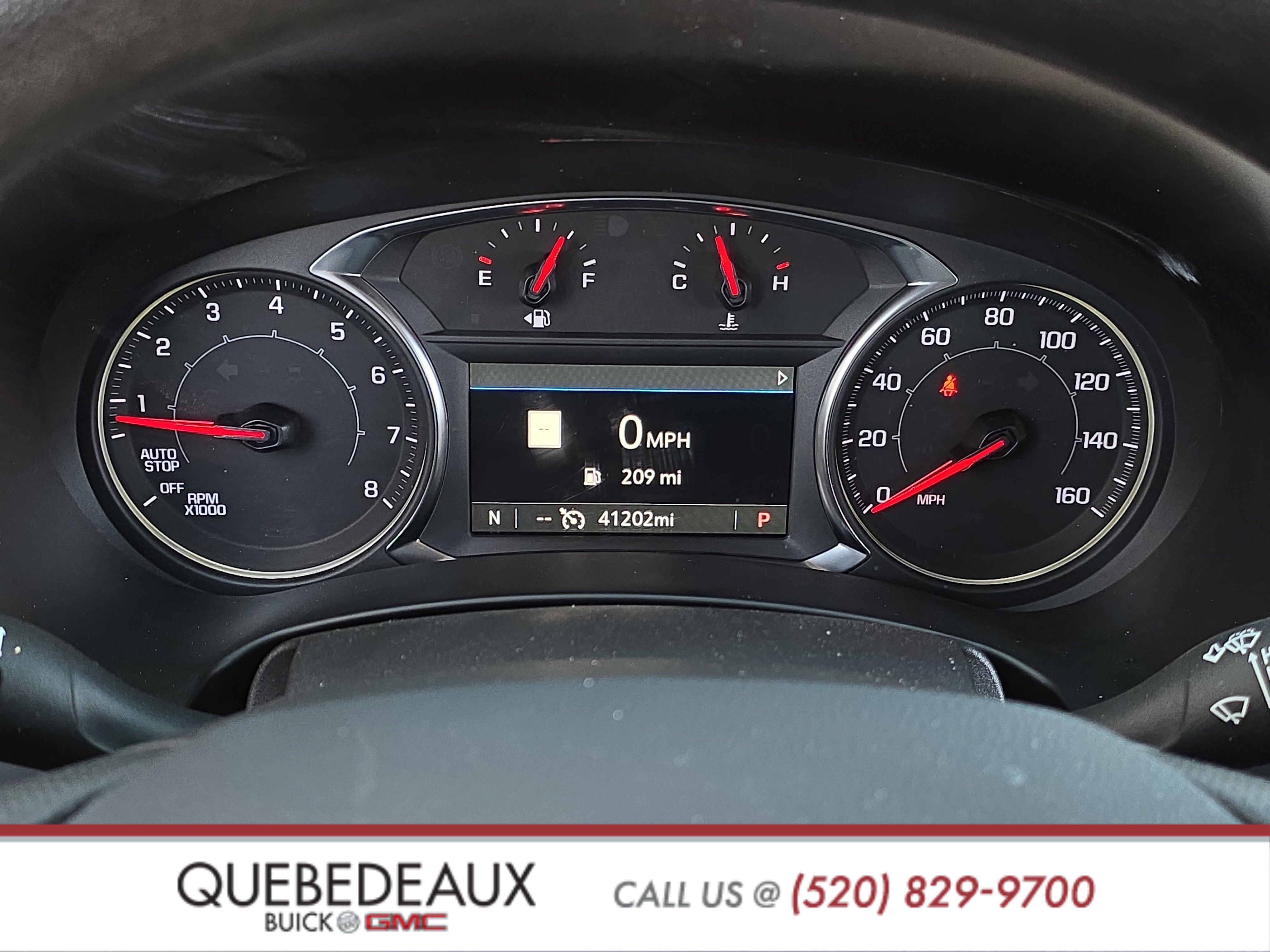 Used 2024 GMC Terrain SLE w/ Driver Convenience Package FWD image 13