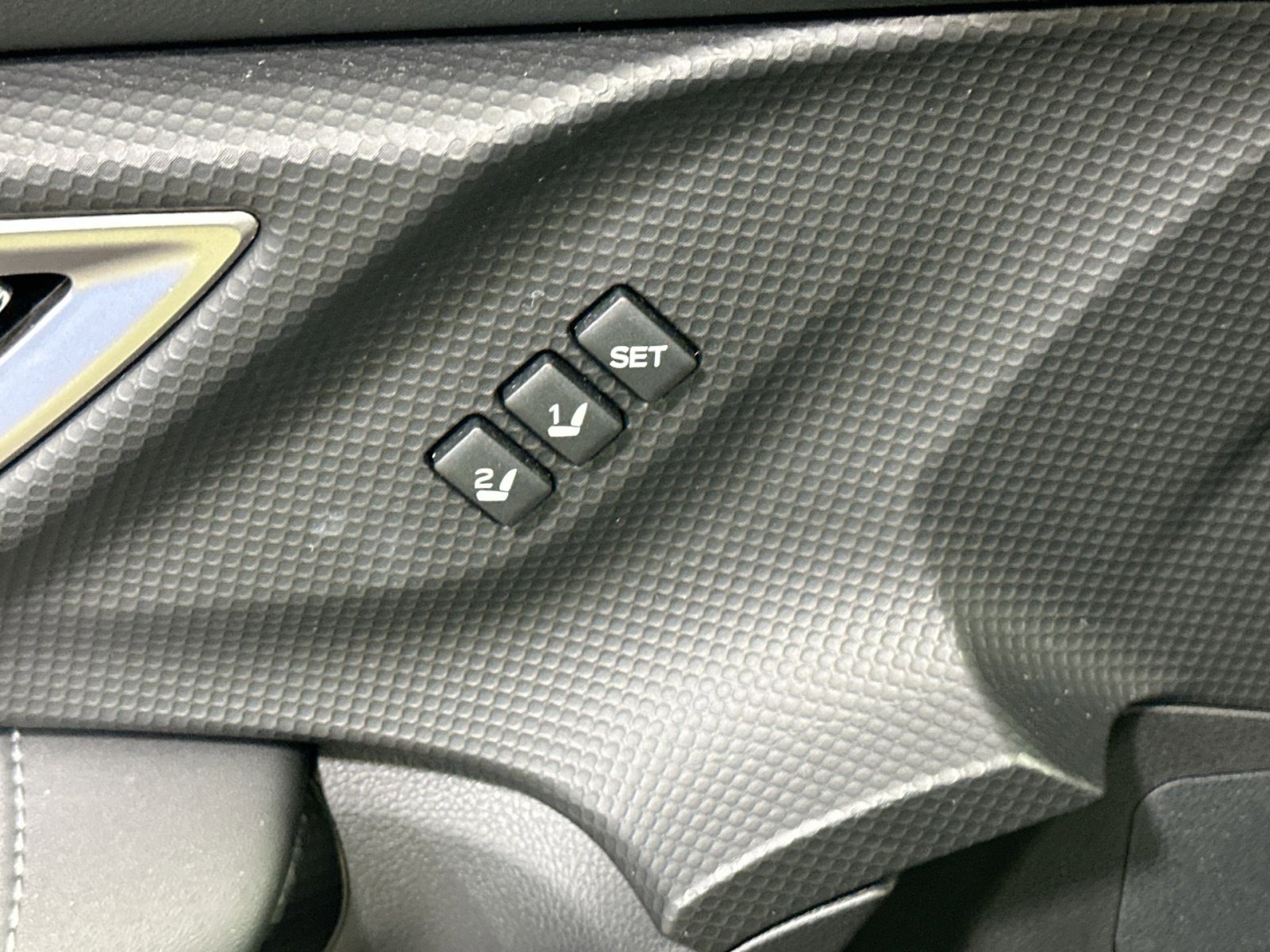 Used 2023 Subaru Forester Touring image 16