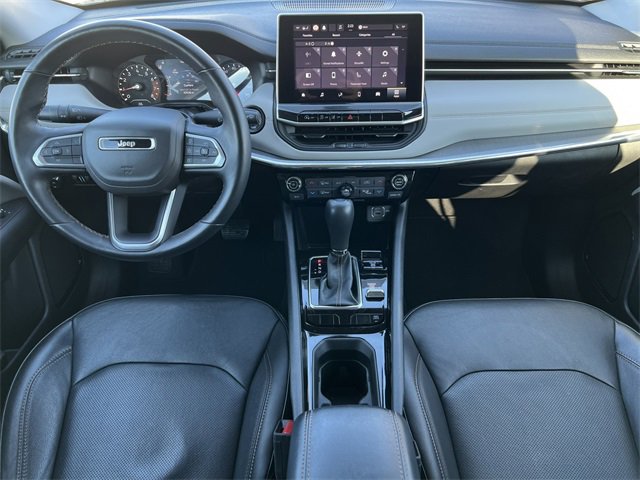 Certified 2022 Jeep Compass Limited image 3