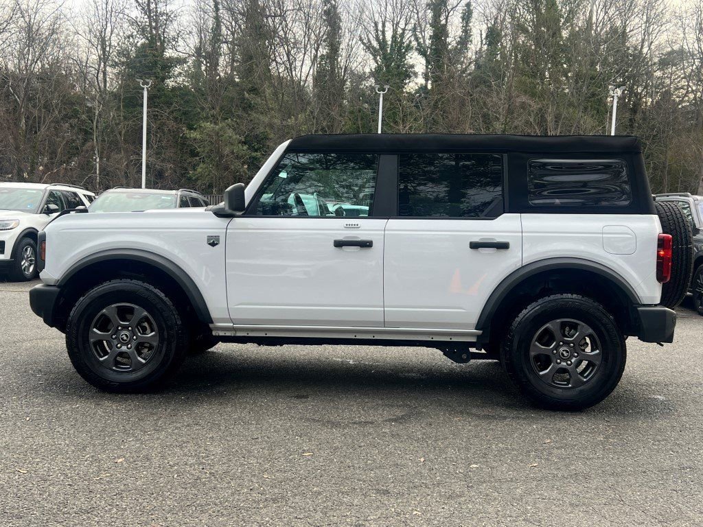 Used 2023 Ford Bronco Big Bend image 3