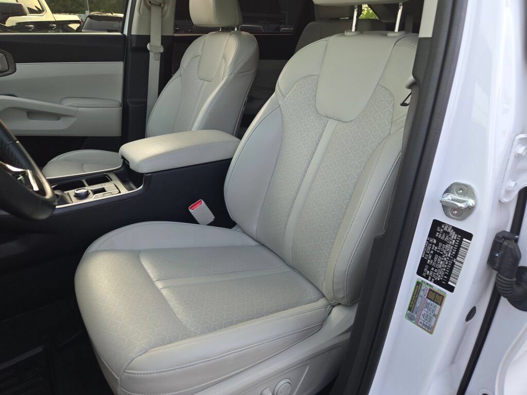 Used 2021 Kia Sorento EX w/ EX AWD X-Line Package image 28