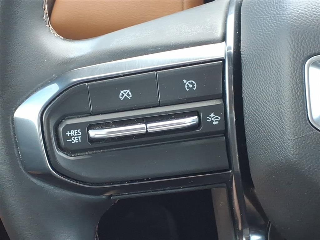 Used 2024 GMC Canyon AT4 w/ Technology Package image 21