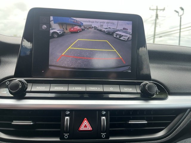 Used 2022 Kia Forte LXS image 2