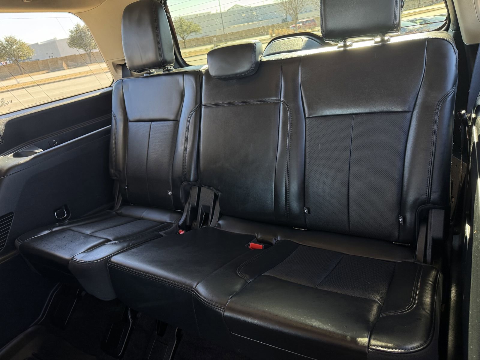 Used 2022 Ford Expedition XLT image 32