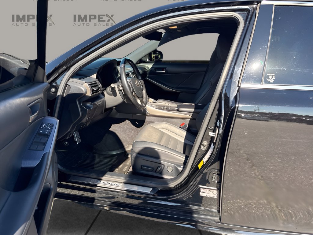 Used 2020 Lexus IS 300 F Sport w/ Blackline Edition AWD/4WD image 31