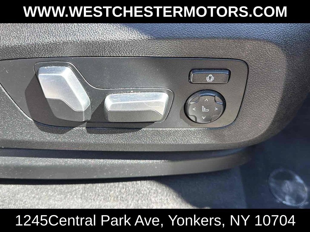 Used 2021 BMW X5 M50i w/ Premium Essential Package AWD/4WD image 16