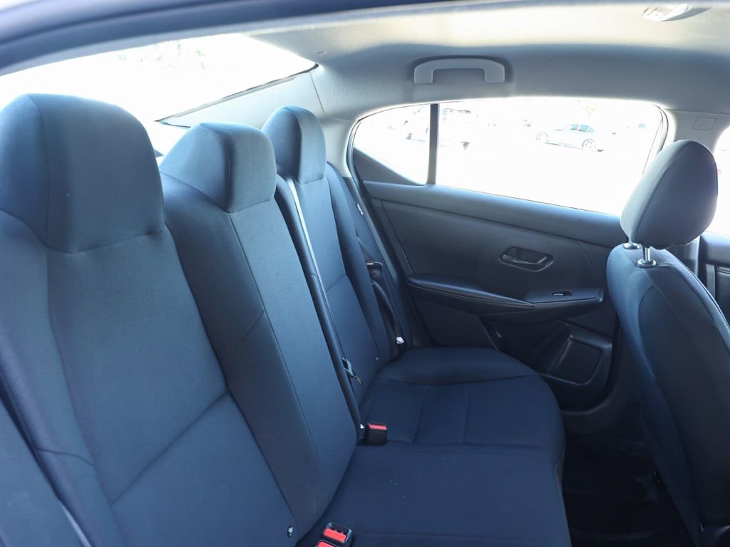 Used 2025 Nissan Sentra S image 17
