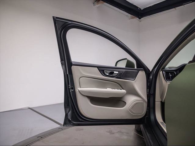 New 2026 Volvo V60 B5 Cross Country Plus w/ Climate Package image 23