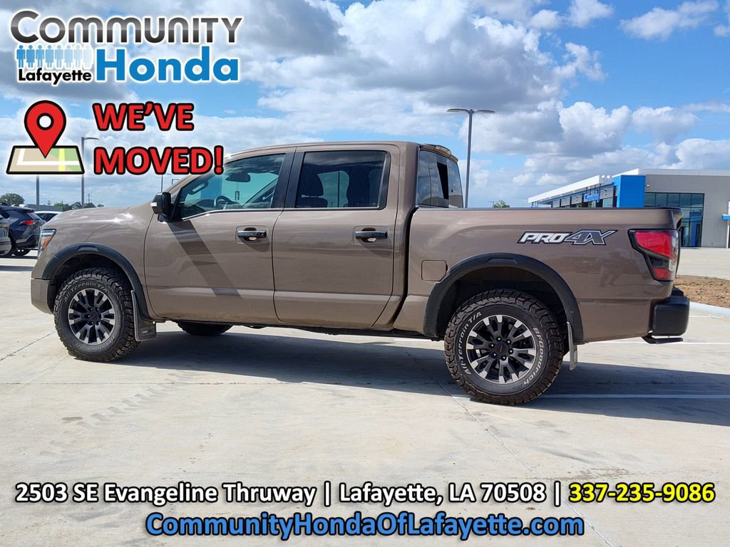 Used 2021 Nissan Titan PRO-4X w/ Pro-4x Convenience Package AWD/4WD image 5