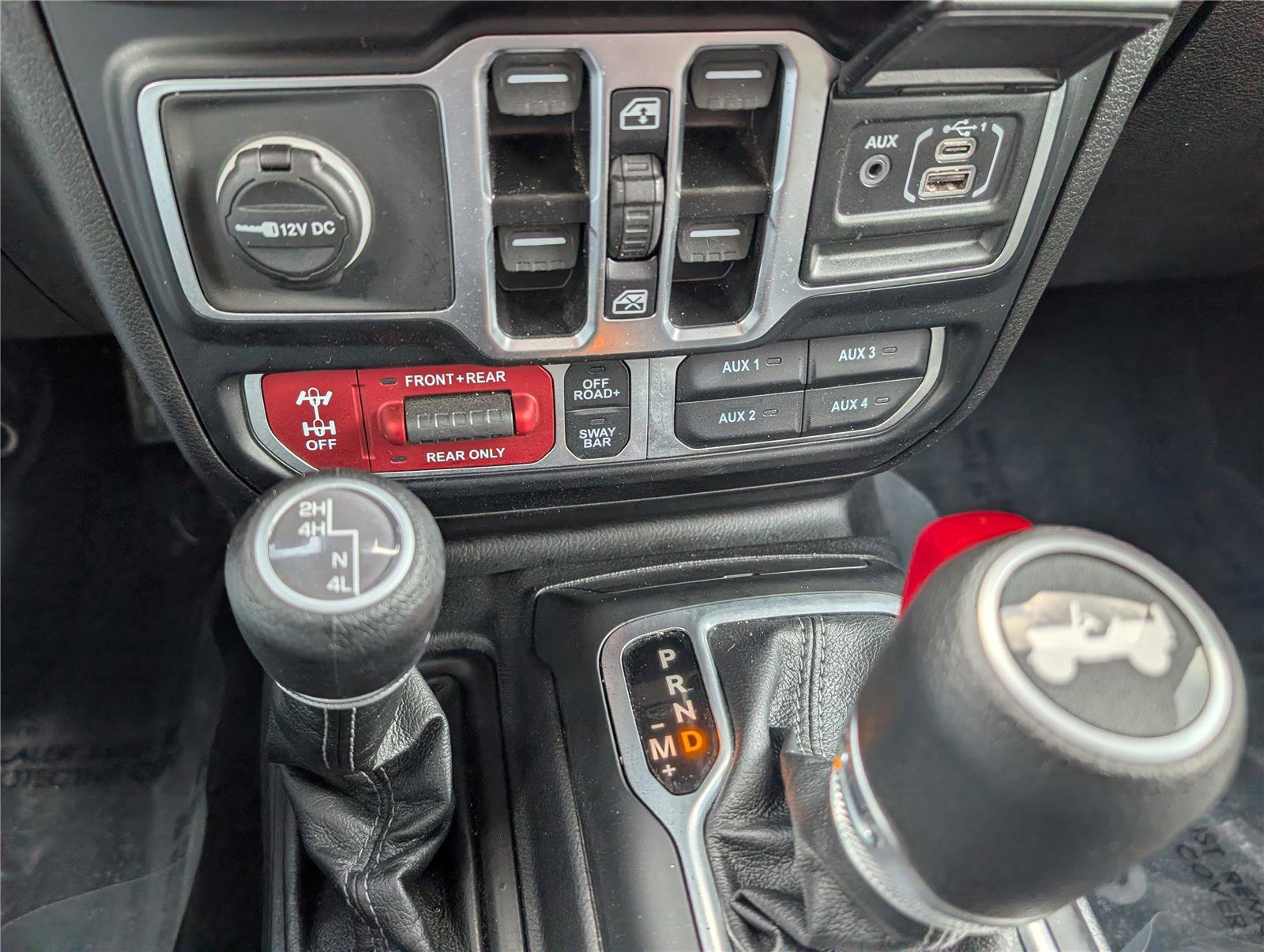 Used 2025 Jeep Wrangler Rubicon image 26