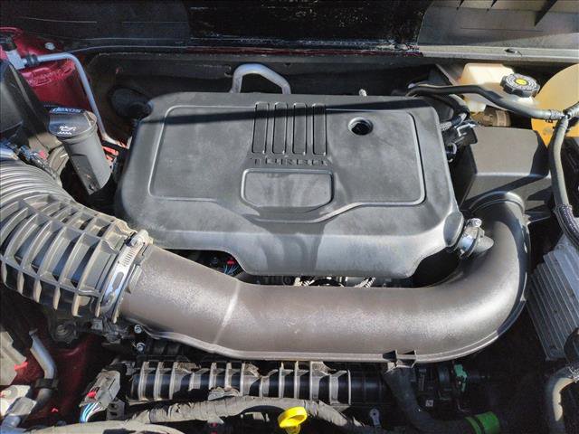 Used 2023 GMC Acadia SLT image 23