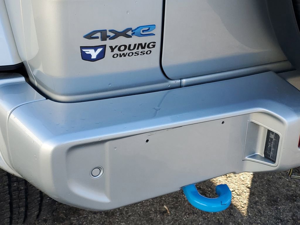 Used 2023 Jeep Wrangler Unlimited Sahara image 30