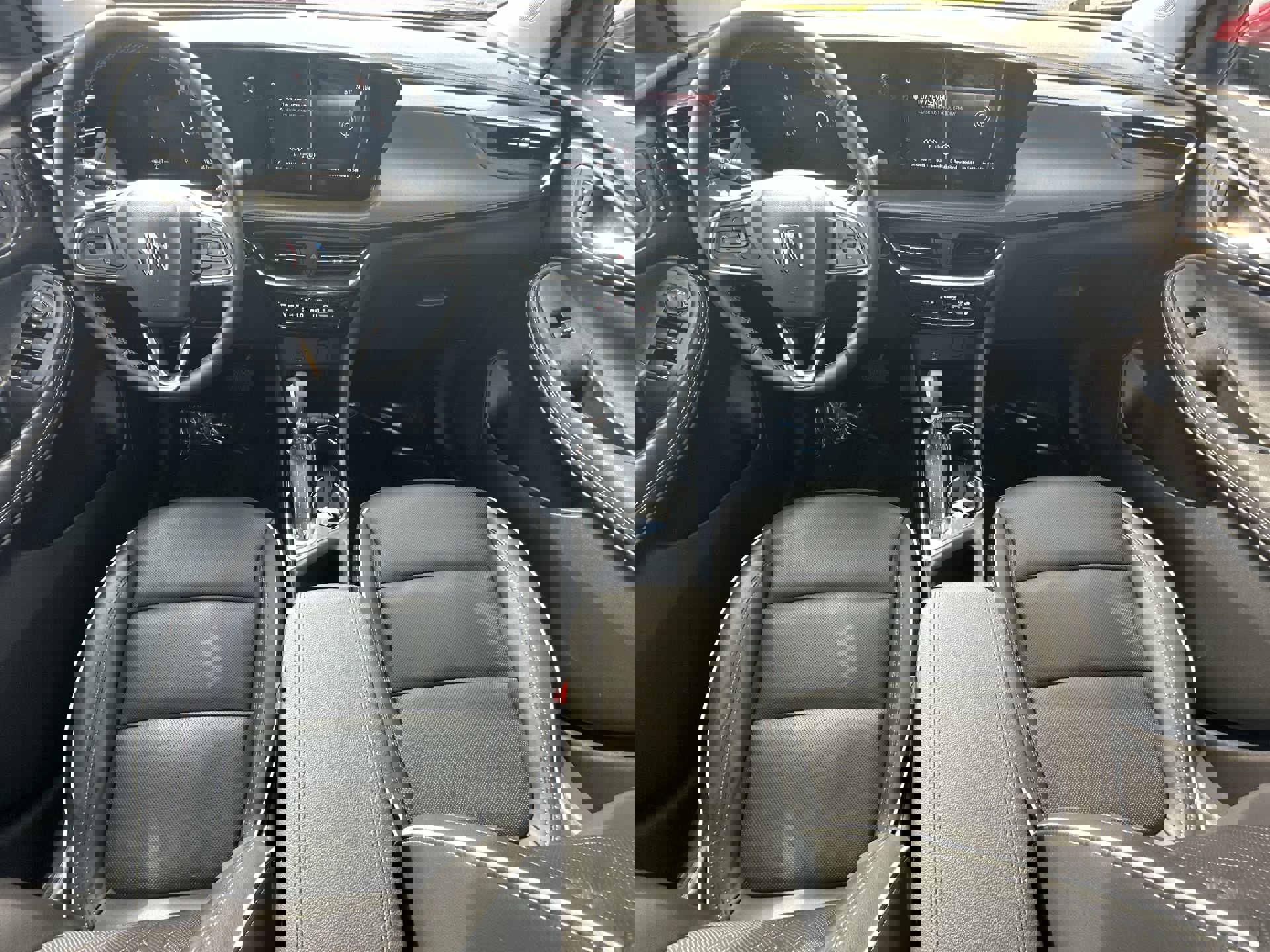 Certified 2024 Buick Encore GX Avenir image 54