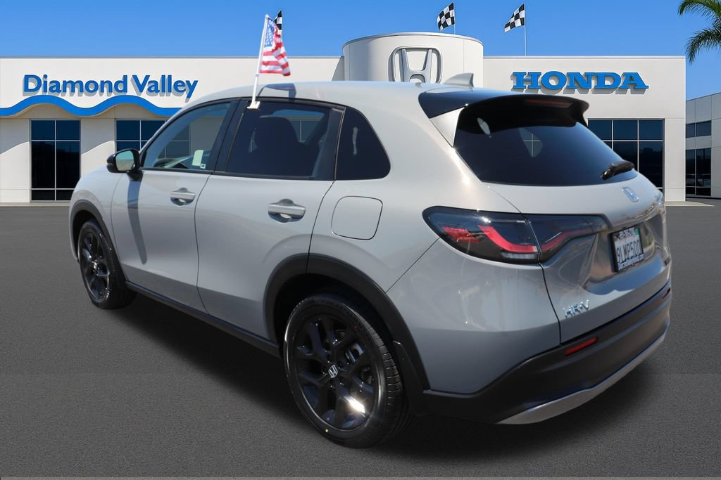 Used 2024 Honda HR-V Sport image 4